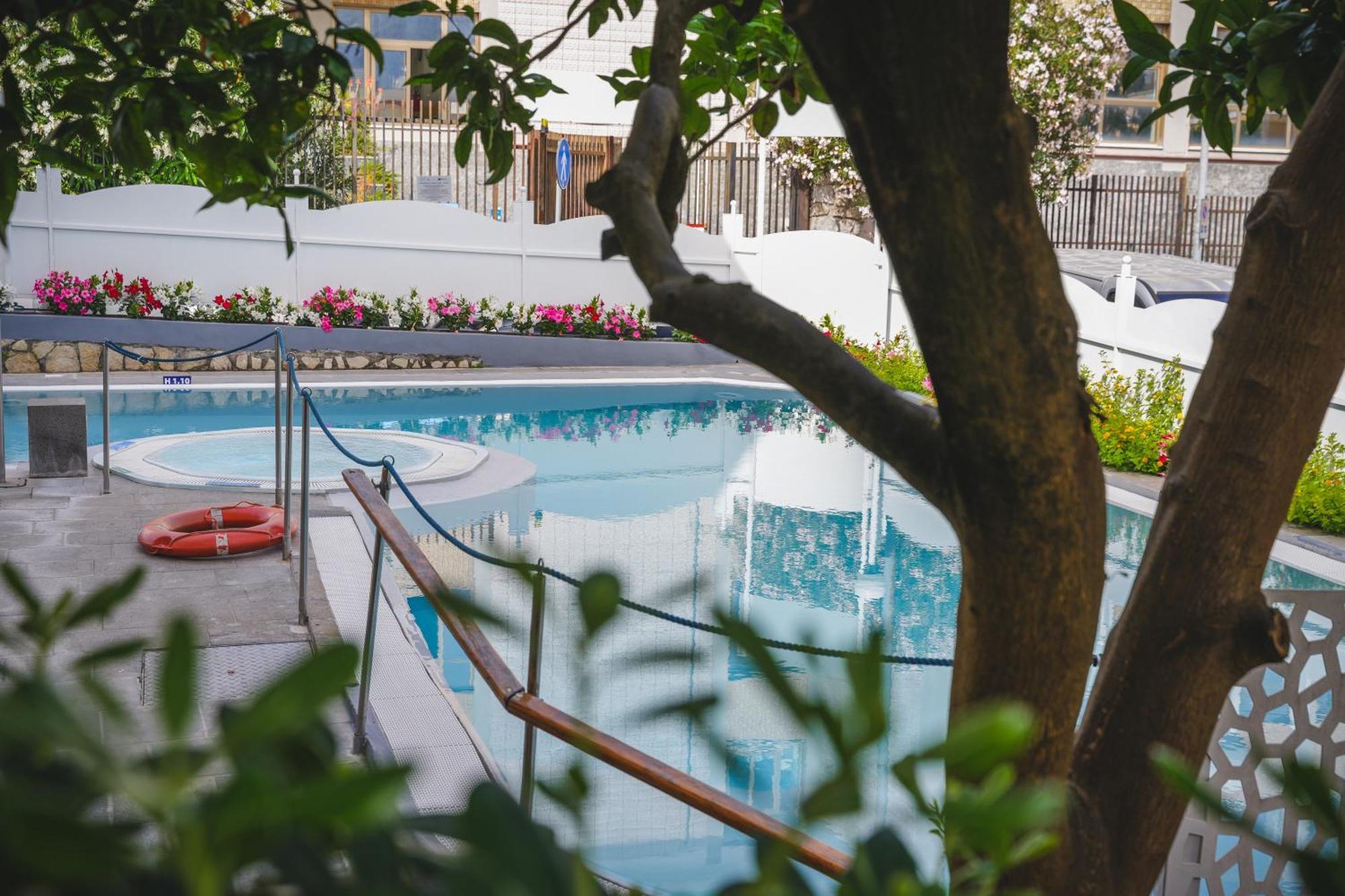 Hotiday Collection - Sant'agnello 4*