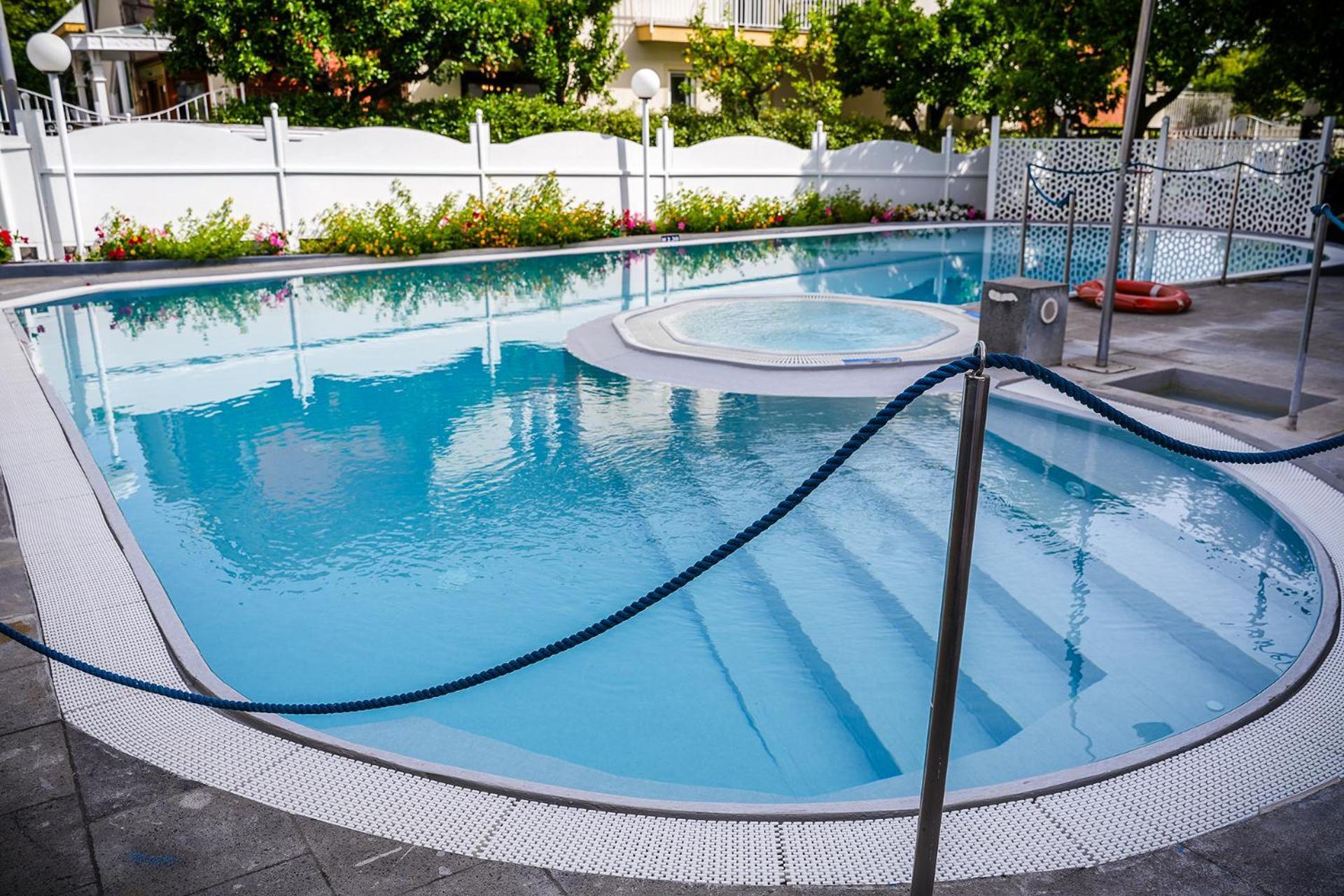 Hotel Hotiday Collection - Sant'agnello 4*
